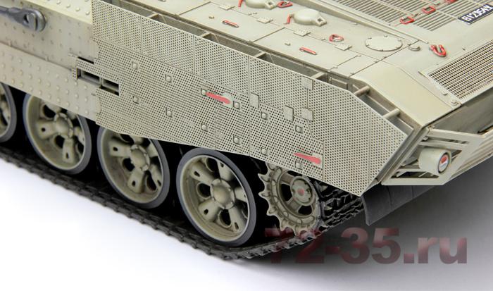 Израильский бтр ACHZARIT (ранн) 1386920159665_enl.jpg
