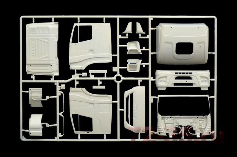Седельный тягач IVECO Stralis Hi-Way 3899_sprue1.jpg