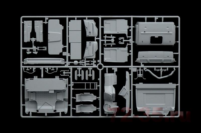 Седельный тягач IVECO Stralis Hi-Way 3899_sprue3.jpg