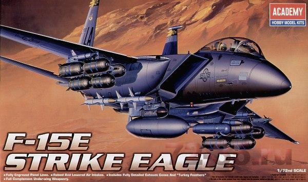 Самолет F-15E Strike Eagle