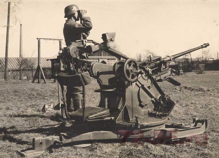 Flak 30 Немецкое 20мм зенитное оружие ace48102_3.jpg