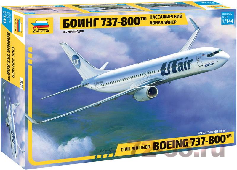 Пассажирский авиалайнер Боинг 737-800