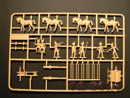 Солдаты FRENCH LINE/GUARD ARTILLERY (NAP.WARS) ital6018_2.jpg