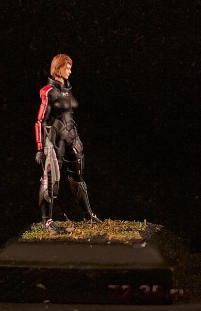 Savior of Galaxy resin figure (Female) 54 mm nsf5432004_10.jpg