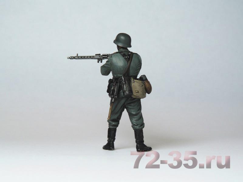 Экипаж немецкого БТР zv3585_4.gif